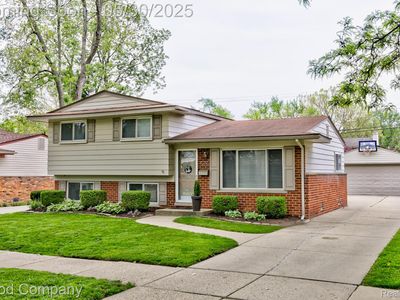 576 Langley Blvd, Clawson, MI, 48017