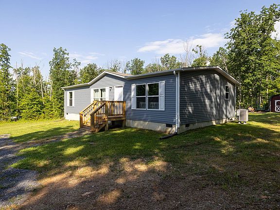 4th image of 3907 Mule Skinner Ln