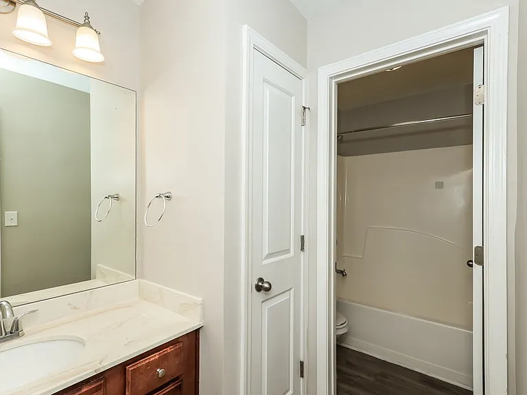 117 Worthing Ln — Photo 16