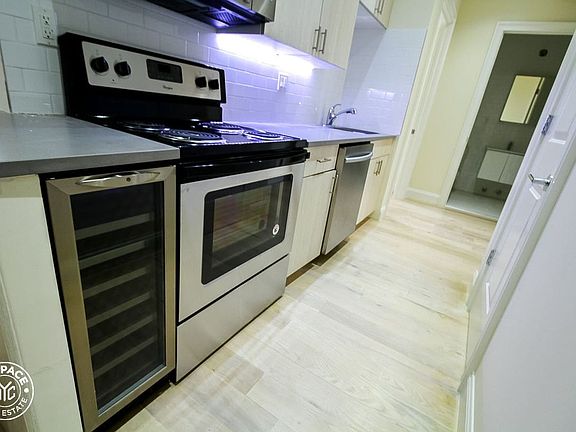 4th image of 946 Bushwick Ave APT D9