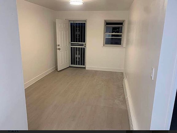 4th image of 21-16 Broadway #1