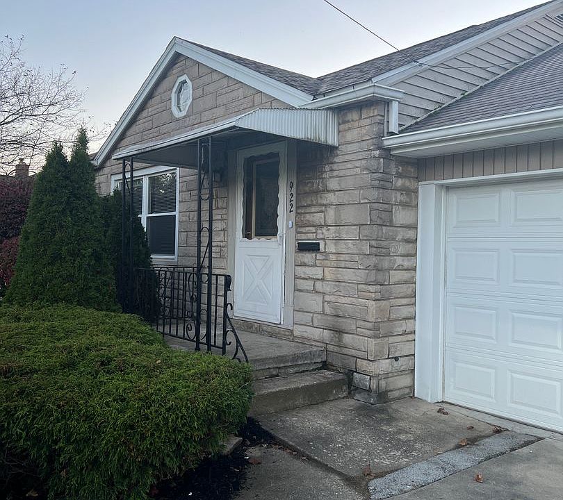 1st image of 922 Lincoln Ave