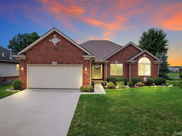 56031 Image Dr, Macomb, MI 48042