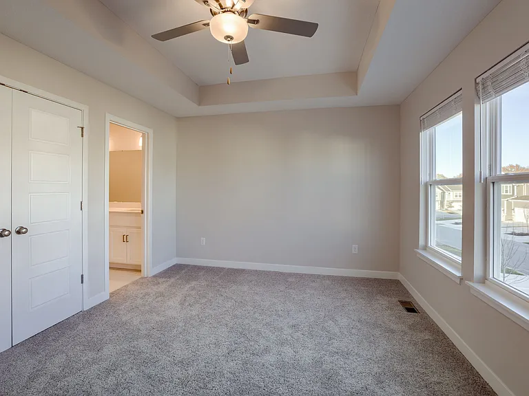 3735 SW Clayton Pl — Photo 12