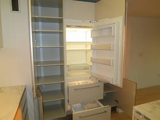 Rented by Anchor Associates | media 6