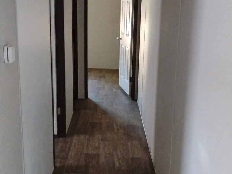 49 Plaza Dr — Photo 5