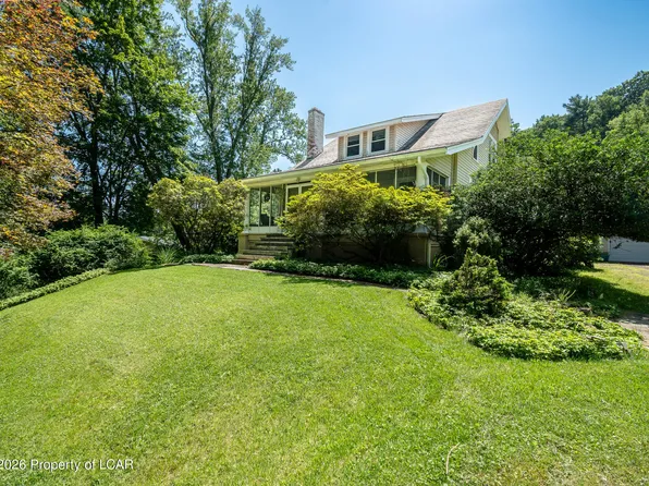 79 S Pioneer Ave, Shavertown, PA 18708