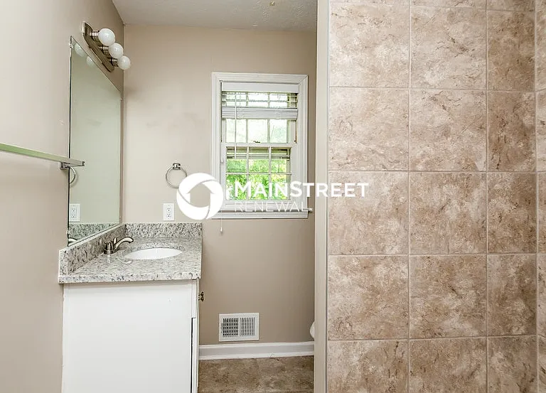 3837 Eagle Woods Cir — Photo 12