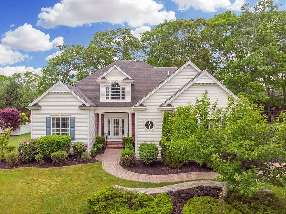 111 Coach Rd, North Attleboro, MA 02760 Zillow