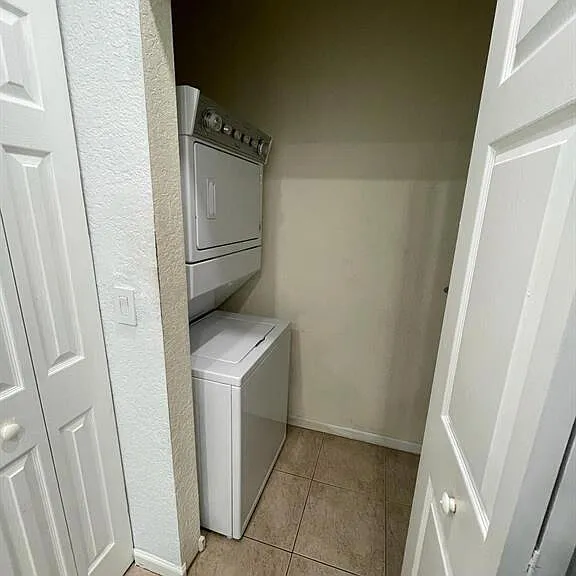 3549 Forest Hill Blvd #19 — Photo 4