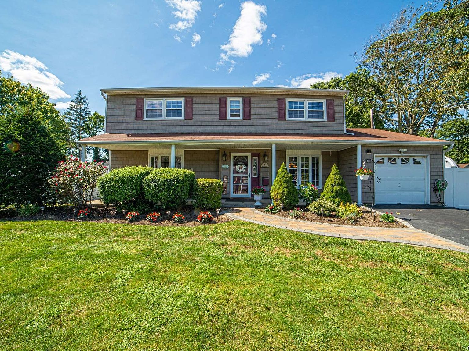9 Deerfield, Babylon, NY 11702 Zillow