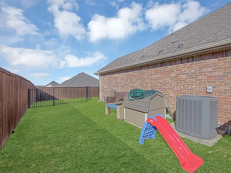 4020 Highplains Dr — Photo 40