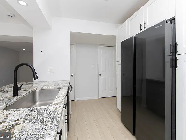 37 James Run — Photo 11