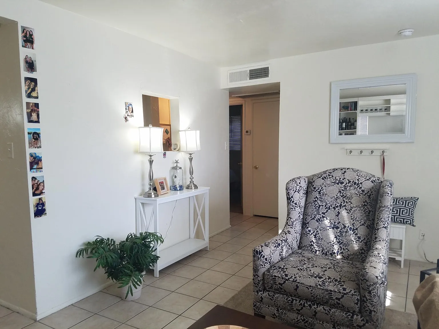 5 bed, 1614 sqft, $3,200 — Photo 4