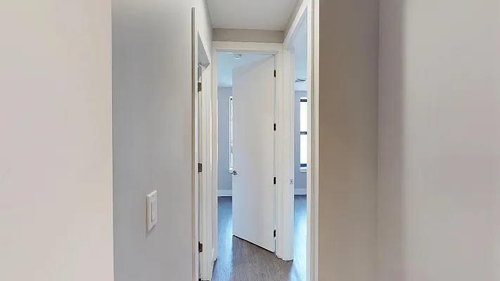 Rented by Zeetex Realty Corp | media 37