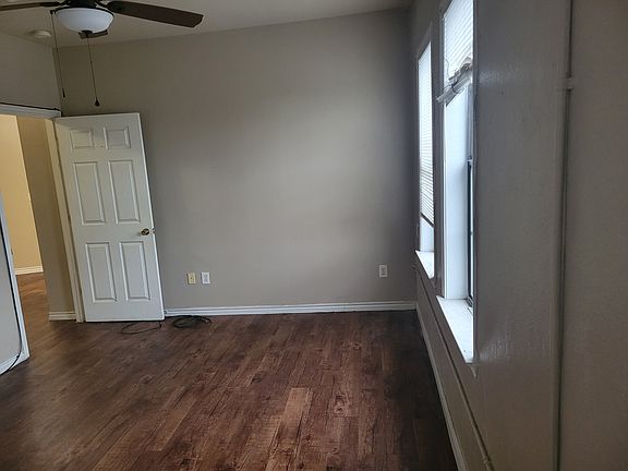 5th image of 354 E Southcross Blvd APT 5