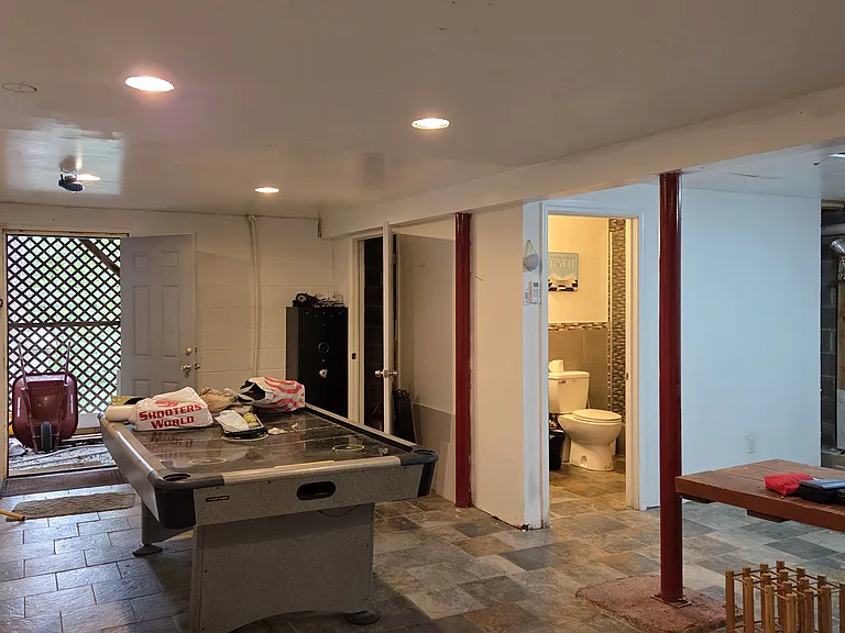 6359 Decker Rd — Photo 17