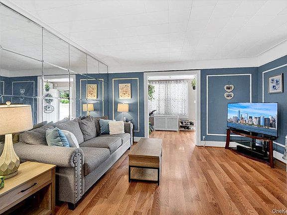 5th image of 322 Logan Avenue