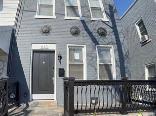 613 Roxboro Pl NW, Washington, DC 20011
