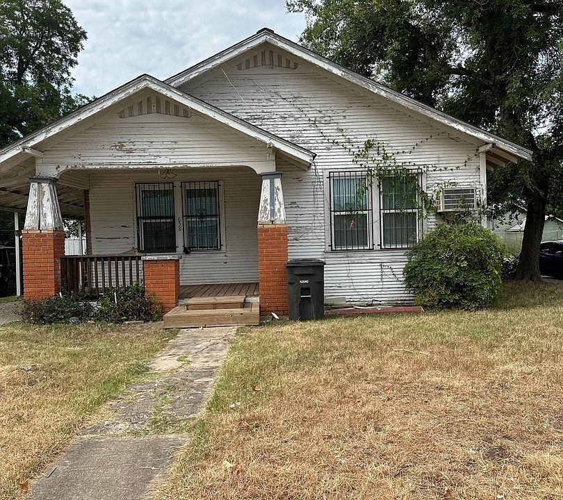 1st image of 638 Fay Ave