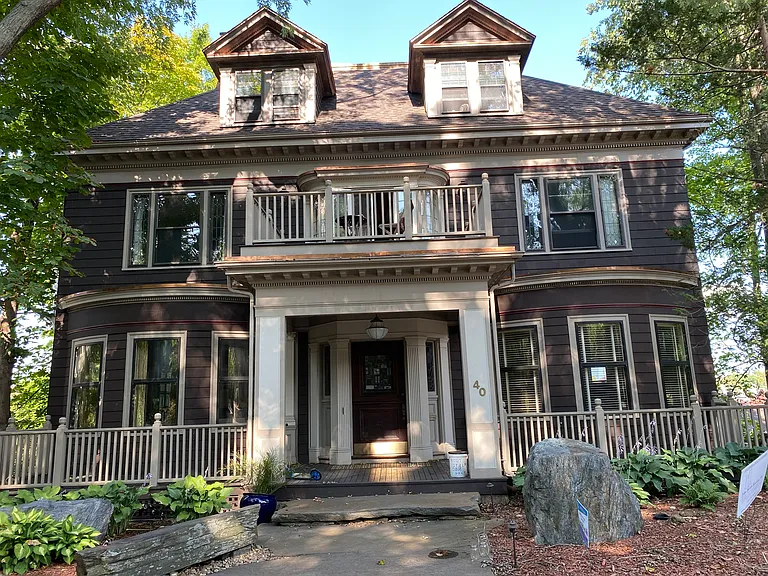 40 Gardner Rd — Photo 7