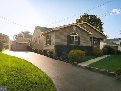 8 McCarthy Ave, Hulmeville, PA, 19047