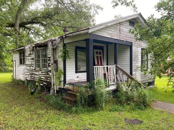 164 Woodland Ave, Satsuma, AL 36572