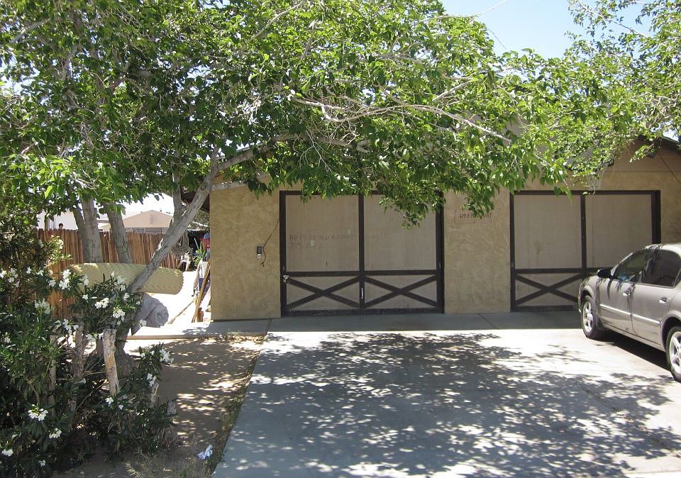 2nd image of 219 Panamint Ave