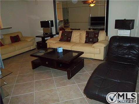 3rd image of 1 Grand Bay Cir