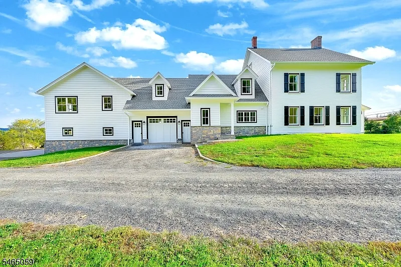 51 Huntsville Rd — Photo 1