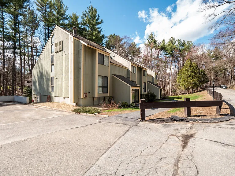374 Great Rd #11 — Photo 32