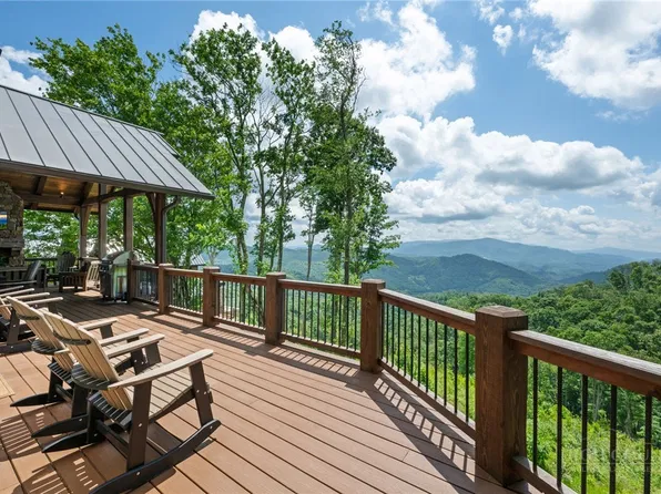 6 Valley Watch Court, Banner Elk, NC 28604