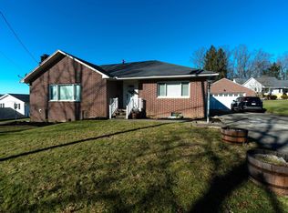 1613 Big Tree Dr, Fairmont, WV