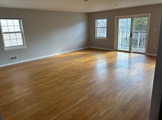 44 Warner Ave FLOOR 2, Jersey City, NJ 07305