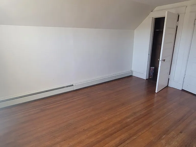 30 Lyman St #B — Photo 13