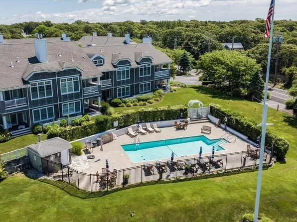 780 Craigville Beach Rd #10, Barnstable, MA 02630