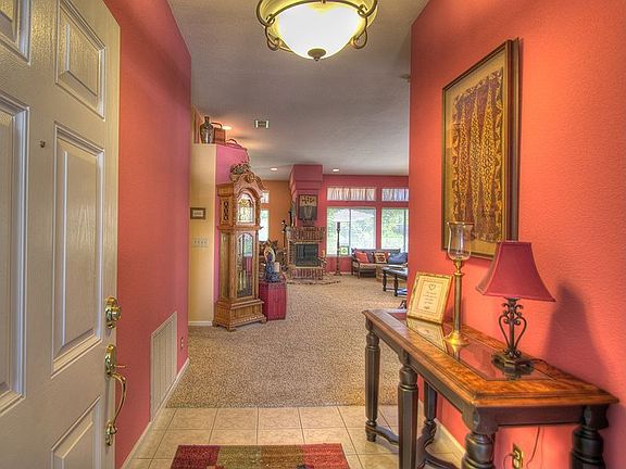 2nd image of 112 Wembley Ct