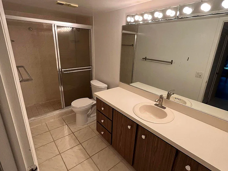 4491 Crystal Lake Dr — Photo 17