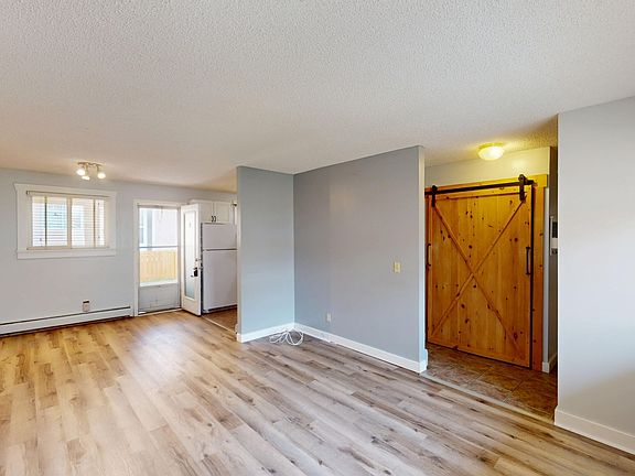 5th image of 5 Hunterview Dr NW