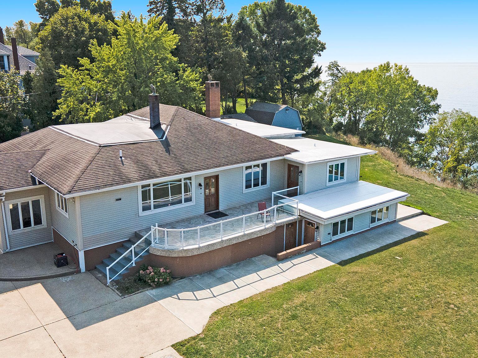 3500 Lakeshore Dr, Saint Joseph, MI 49085 Zillow