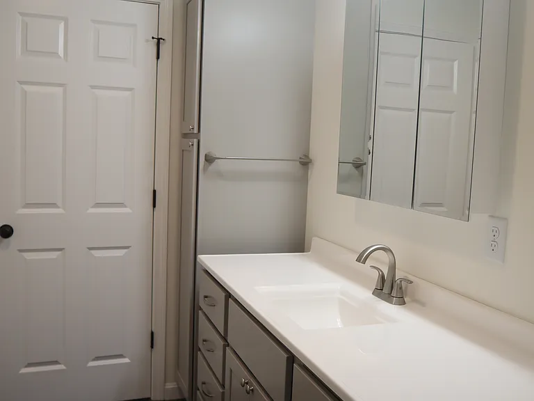 428 Turner St — Photo 11