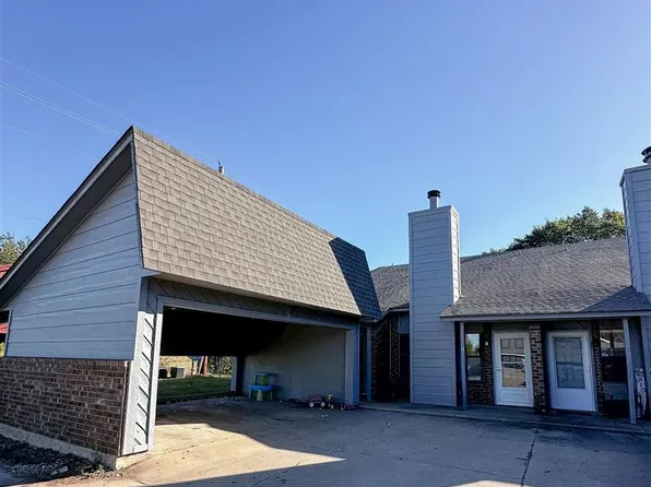 2905 NE Tortoise Dr #B, Lawton, OK 73507
