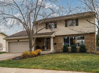 704 28th St NW, Rochester, MN 55901