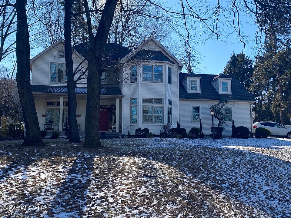 1st image of 598 E Mountain Ave S