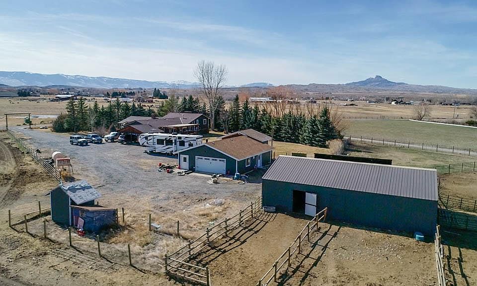 57 Corbett Rd Cody Wy 82414 Mls 10016716 Zillow