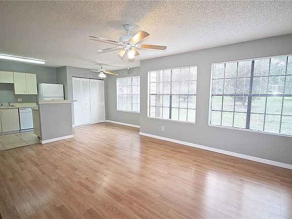 2nd image of 370 Lake Ontario Ct Unit 102
