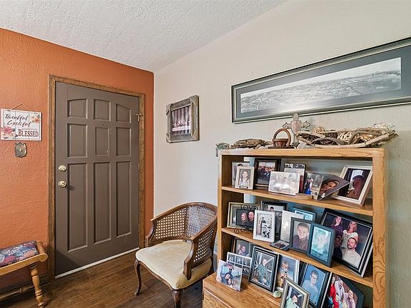 3rd image of 39067 County Street 2730