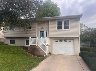 1818 Flatiron Ave, Iowa City, IA 52240