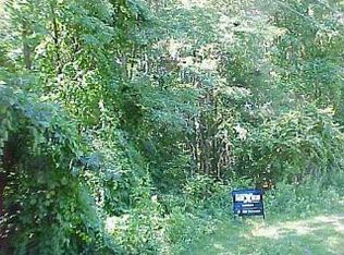 635 Ranch Dr, Muskegon, MI 49441