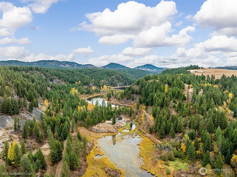 4th image of 0 XX Chain Lake Drive